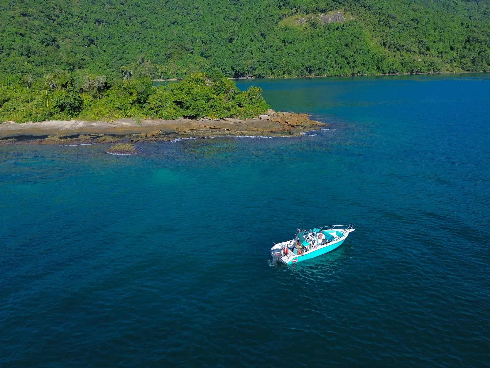 Ein Tag auf dem Wasser · Ilha Grande